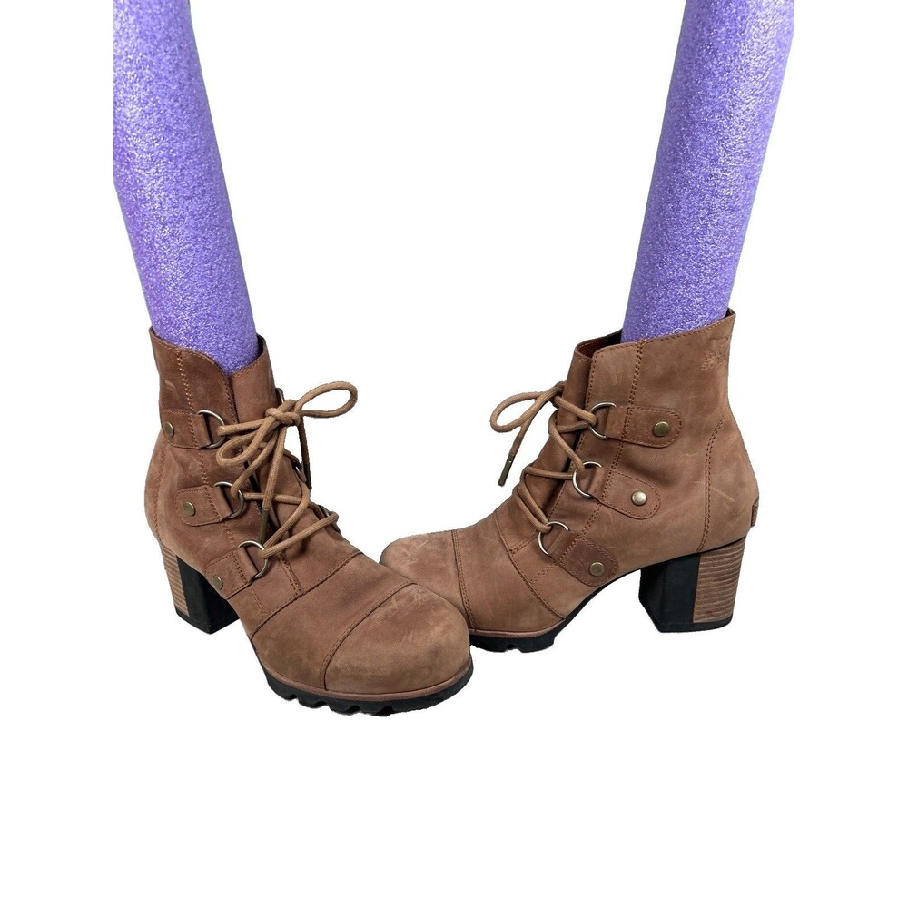 Sorel Addington lace-up front chunky stack block heel boots Sz 10 utility street
